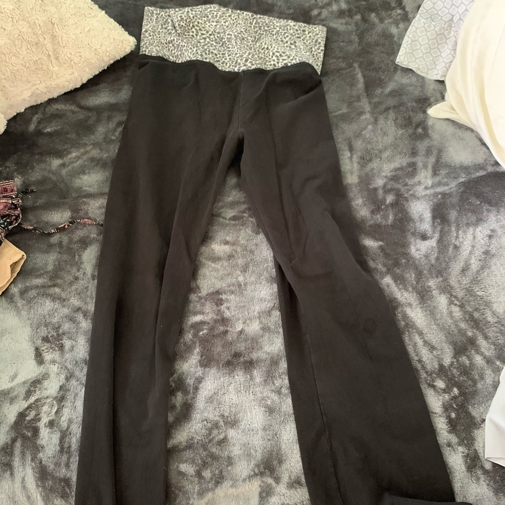 victoria’s secret yoga pants
